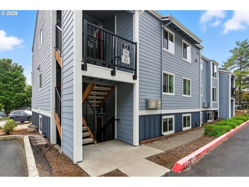 53-47 Eagle Crest Dr, Lake Oswego, OR, 97035-1048 | Card Image