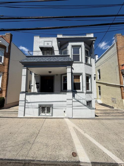 2-214 72nd St, North Bergen, NJ, 07047-5702 | Card Image