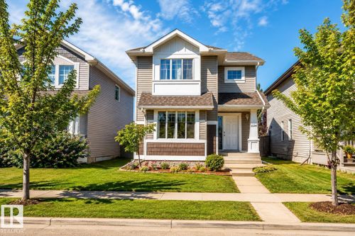 1124 37a Ave Nw, Edmonton, AB, T6T0E7 | Card Image