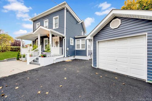 75 W Kingsbridge Rd, Mount Vernon, NY, 10550-4833 | Card Image