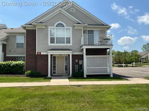 16754 Dover Dr, Northville, MI, 48168-6504 | Card Image