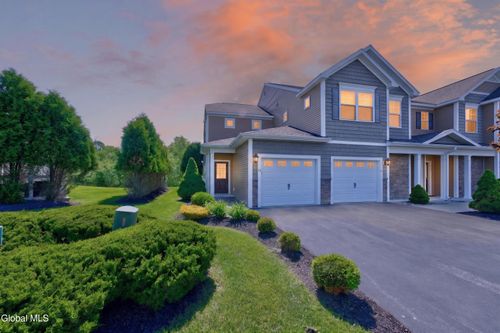23 Stacey Ct, Cohoes, NY, 12047-4860 | Card Image