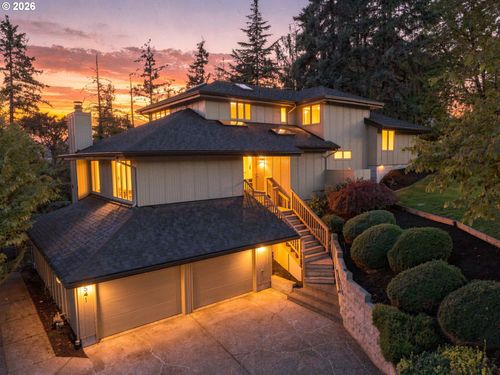 541 Spyglass Dr, Eugene, OR, 97401 | Card Image