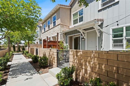 22960 Harvest Mill Cir, Saugus, CA, 91350-5859 | Card Image