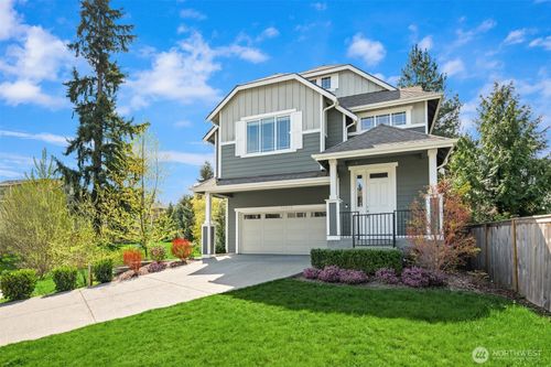 49-13920 14th Pl W, Lynnwood, WA, 98087-2001 | Card Image