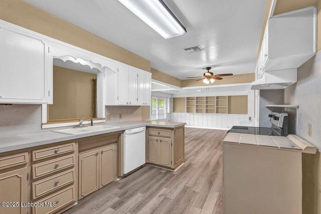 613 W Avenue F, House other with 2 bedrooms, 1 bathrooms and null parking in Muleshoe TX | Image 11
