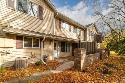 7656 13th St N, Saint Paul, MN, 55128-6017 | Card Image