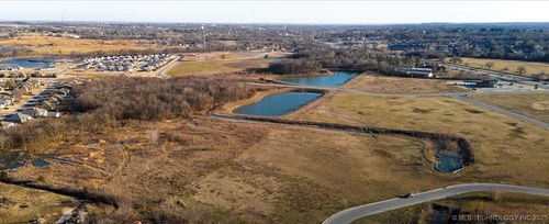 5 S 272nd East Ave, Coweta, OK, 74429 | Card Image