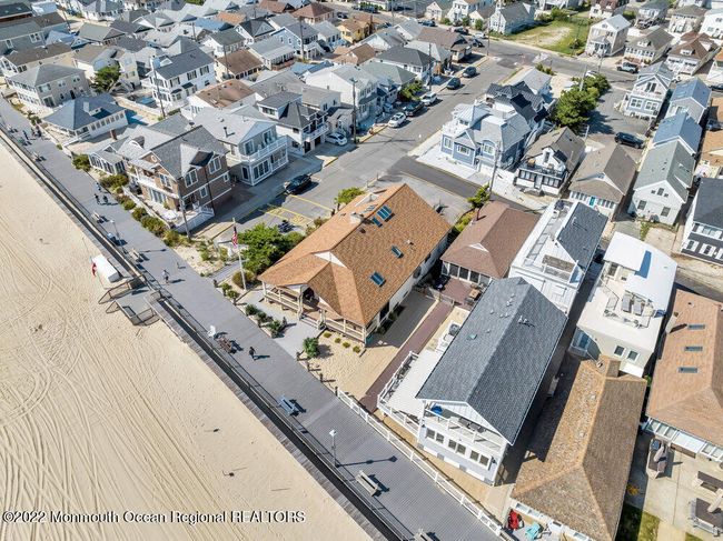 175 Boardwalk, House other with 8 bedrooms, 4 bathrooms and null parking in Point Pleasant Beach NJ | Image 54