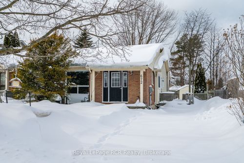 672 Kennard Cres, Kincardine, ON, N2Z1T4 | Card Image