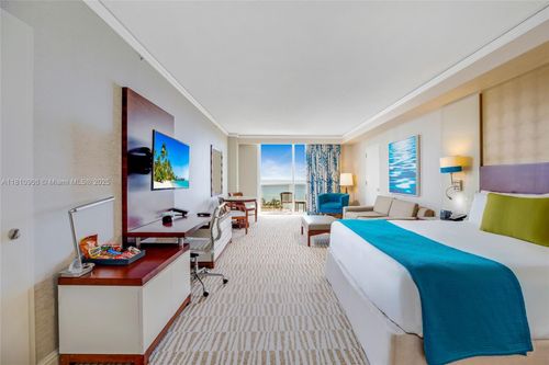 507-18001 Collins Ave, Sunny Isles Beach, FL, 33160-2722 | Card Image