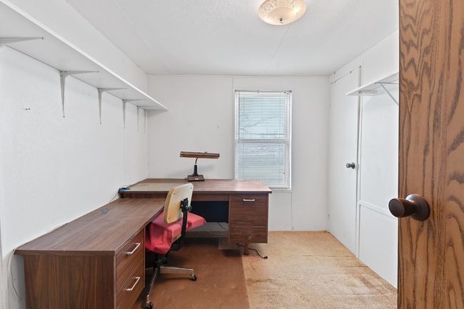 20601 Cameron Rd, House other with 3 bedrooms, 2 bathrooms and 4 parking in Coupland TX | Image 19