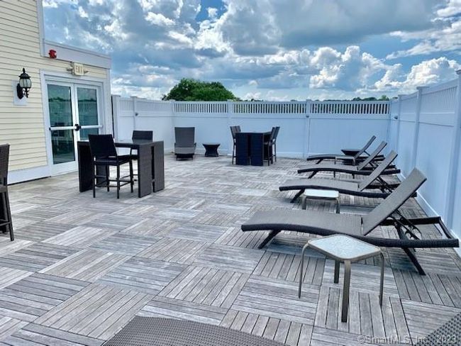 APT-103 - 467 Glenbrook Rd, Home with 1 bedrooms, 1 bathrooms and 1 parking in Stamford CT | Image 18