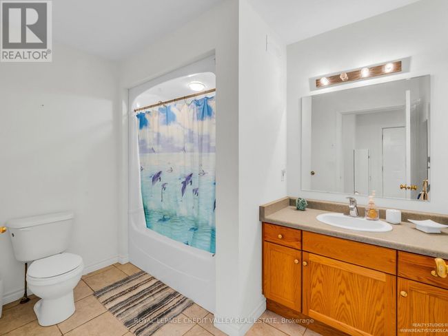 295146 - 8th Line, Home with 3 bedrooms, 3 bathrooms and 20 parking in Amaranth ON | Image 14