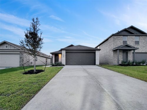 31449 Moore Rd, Magnolia, TX, 77354-5815 | Card Image