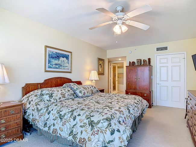 Primary Bedroom with Oceanfront balcony | Image 31