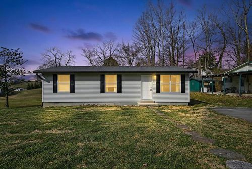 277 Dyer Ave, Cookeville, TN, 38501-3589 | Card Image