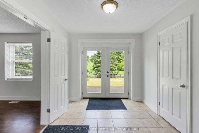 427194 25 Sideroad, House other with 8 bedrooms, 7 bathrooms and 10 parking in Mono ON | Image 4