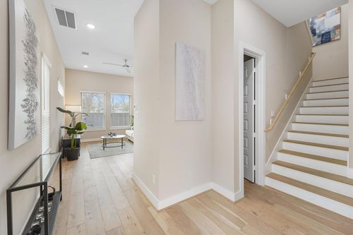 303 Queen Sude Ln, Houston, TX, 77091-0912 | Card Image