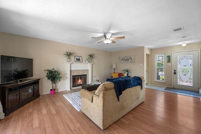 1807 Morning Quail Dr, House other with 3 bedrooms, 3 bathrooms and 2 parking in Austin TX | Image 5