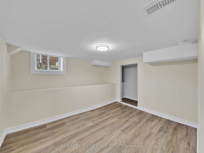 261 Cameron Ave, House other with 8 bedrooms, 3 bathrooms and 2 parking in Windsor ON | Image 24