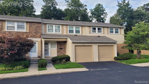 5288 Breeze Hill Pl, Troy, MI, 48098-2721 | Card Image