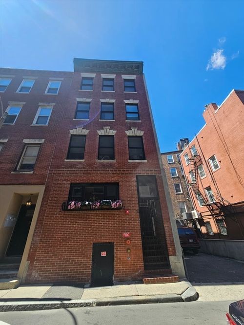 3-5 Garden Ct, Boston, MA, 02113-2038 | Card Image