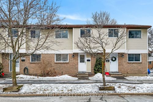 26-4631 Cecilia Cres, Gloucester, ON, K1J8S7 | Card Image