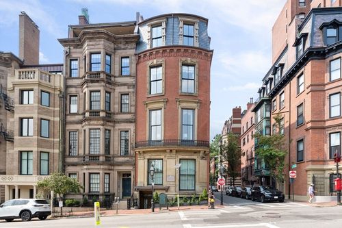 4-50 Beacon St, Boston, MA, 02108-3524 | Card Image