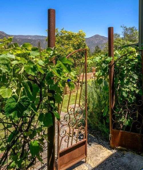 535 Barker Pass Rd, SANTA BARBARA, CA, 93108-1751 | Card Image