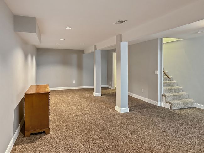 5411 S Brookstone Dr, House other with 3 bedrooms, 2 bathrooms and 2 parking in Rochelle IL | Image 18