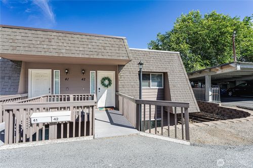 apt-42-1818 Skyline Dr, Wenatchee, WA, 98801-7334 | Card Image