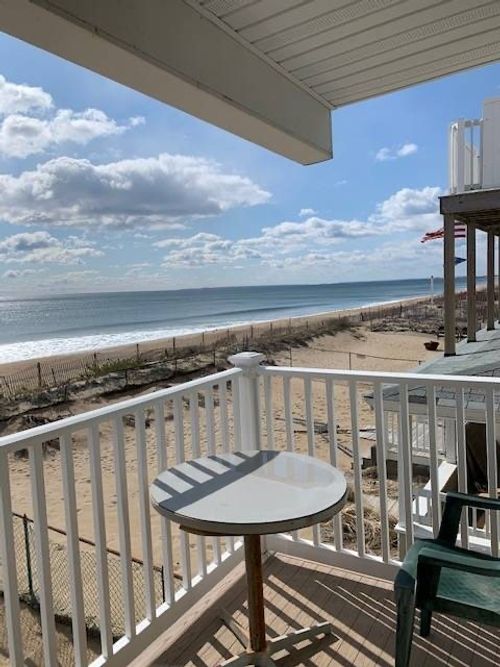 apt-4-280 N End Blvd, Salisbury, MA, 01952-2138 | Card Image