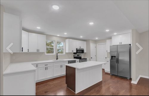 11066 New Cut Off Rd, Bon Aqua, TN, 37025-1330 | Card Image