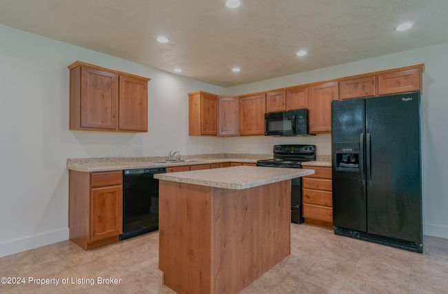 834 Adams Dr (3 of 19) | Image 9