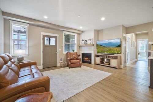 24481 E Pinnacle Ct, Liberty Lake, WA, 99019-4518 | Card Image