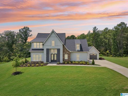 920 Livvy Ln, Hoover, AL, 35244-5900 | Card Image