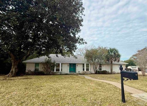 2371 Connell Dr, Pensacola, FL, 32503-4261 | Card Image