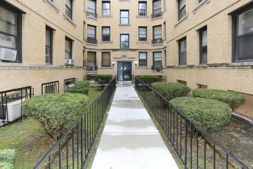 apt-1e-4604 N Beacon St, Chicago, IL, 60640-4688 | Card Image