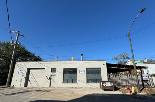 452 N Claremont Ave, CHICAGO, IL, 60612-1441 | Card Image