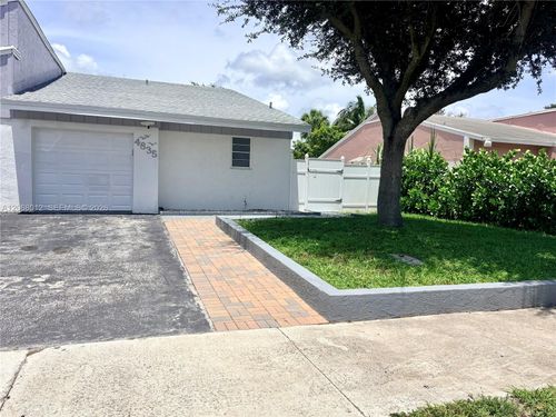4835 Nw 6th Ct, Delray Beach, FL, 33445-2112 | Card Image
