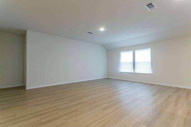 Living Room | Image 4
