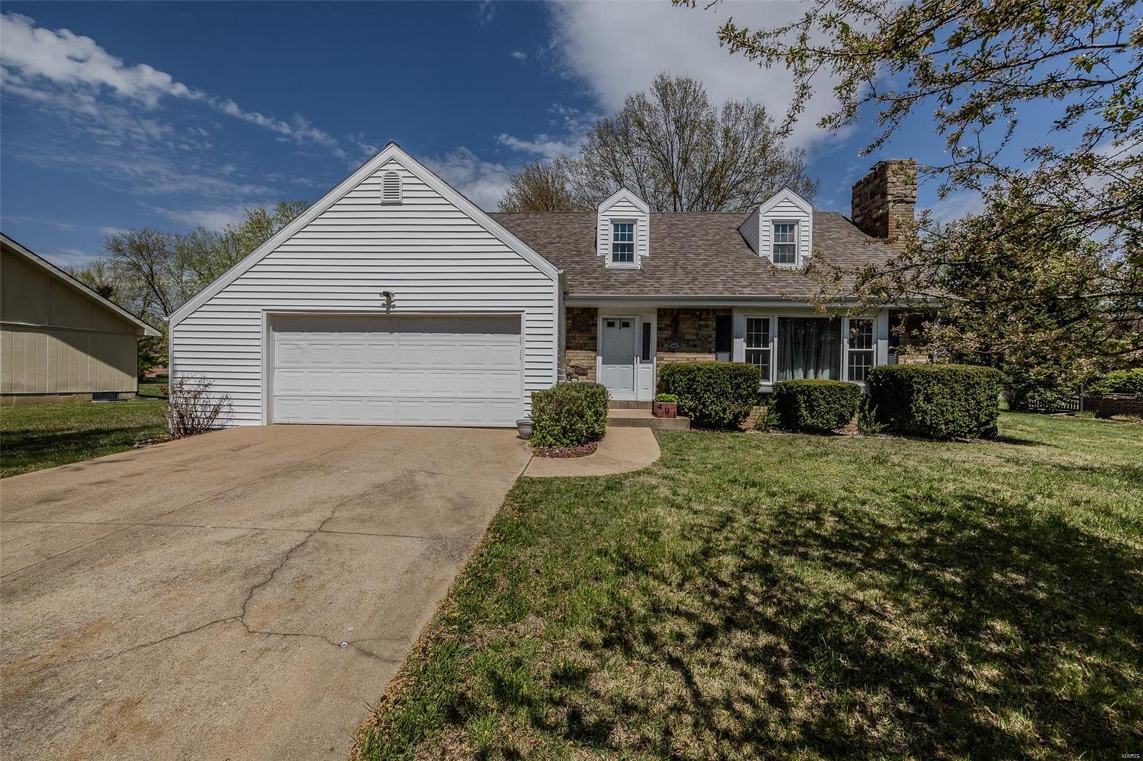 Carriage Pl, Lebanon, MO 65536