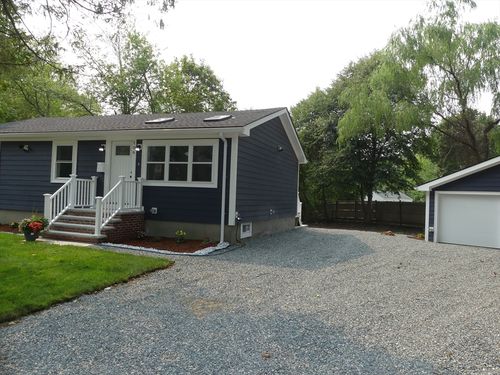 106 Hull St, Beverly, MA, 01915-1444 | Card Image