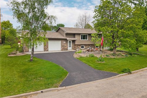 12924 Thomas St, Osseo, WI, 54758-8710 | Card Image