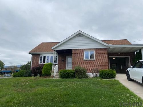 1081 Norwood St, Johnstown, PA, 15904-3026 | Card Image