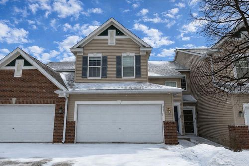 712-6887 Folkestone Rd, Apple Valley, MN, 55124-5625 | Card Image