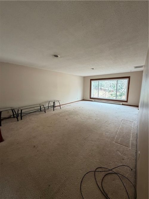 813 Ingalls Rd, Menomonie, WI, 54751-3735 | Card Image