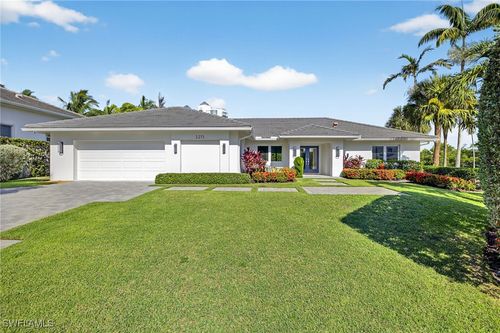 5215 Seashell Ave, NAPLES, FL, 34103-2463 | Card Image