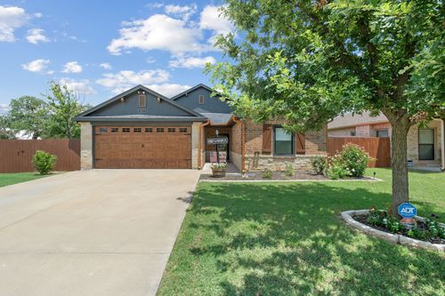 417 Magnolia St, Hico, TX, 76457-3009 | Card Image